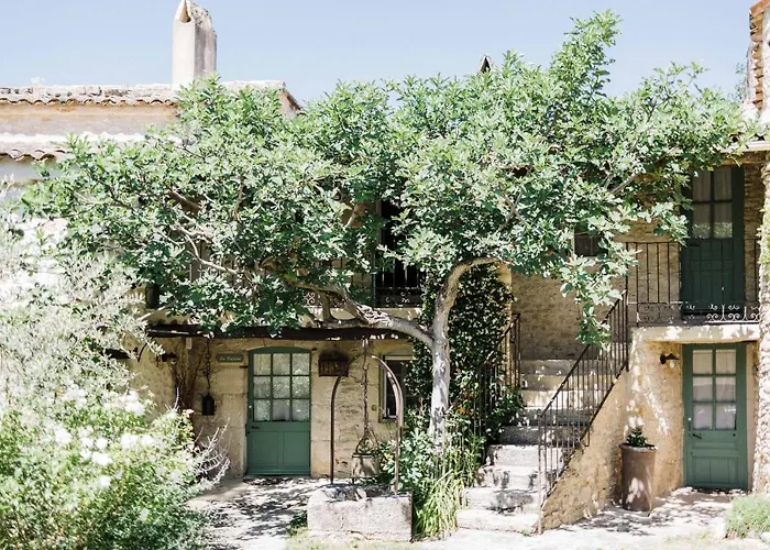 Hotel La Ferme De La Huppe à Gordes