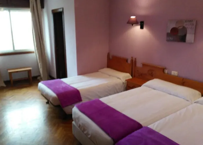Albergue Hostal Sao Telmo Tui