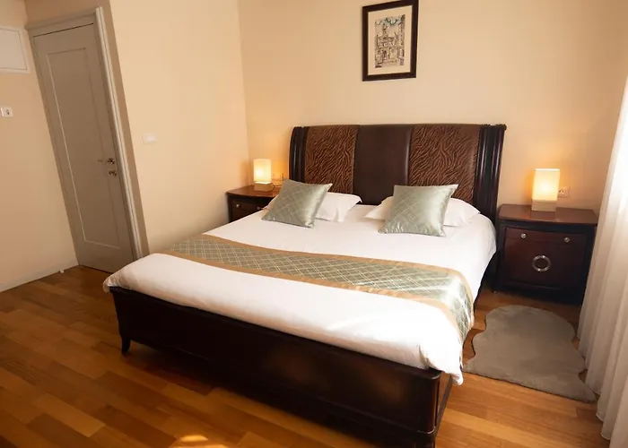 Scallop Regent Rooms Zara