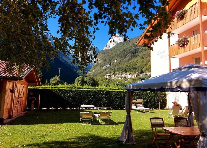Hotel Garni Arnica Molveno