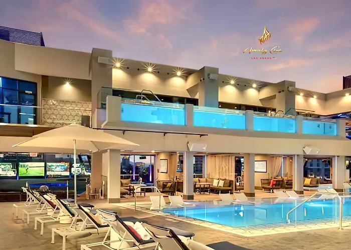 Amalz 1 Bedroom 2 Bathroom Balcony Suites At Mgm Signature ! Las Vegas