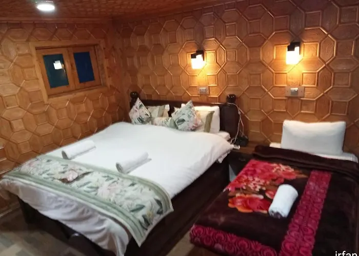Hotel Mughal India