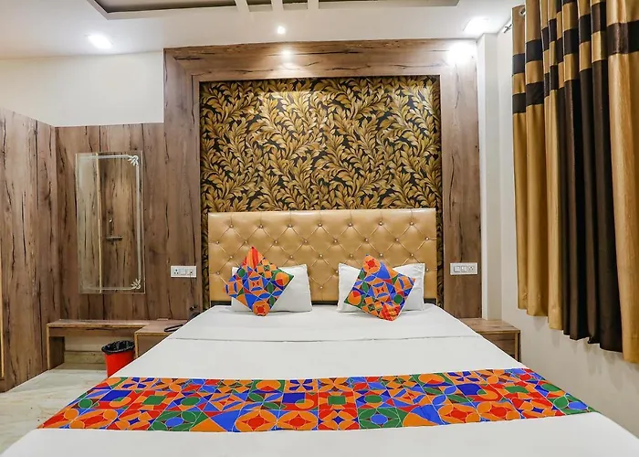 Fabhotel Shri Ram Kashi