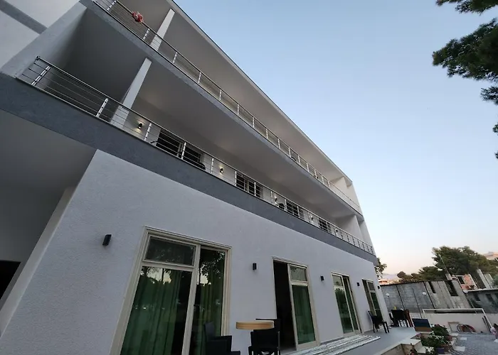 Family Holiday Vlorë
