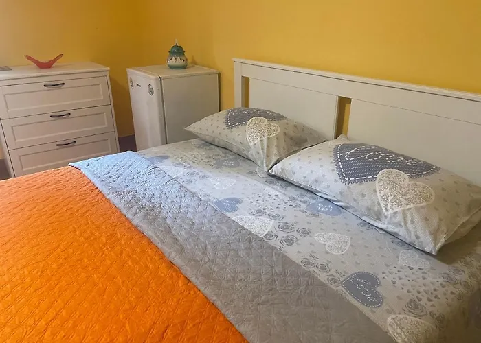Room House Elena Florencia