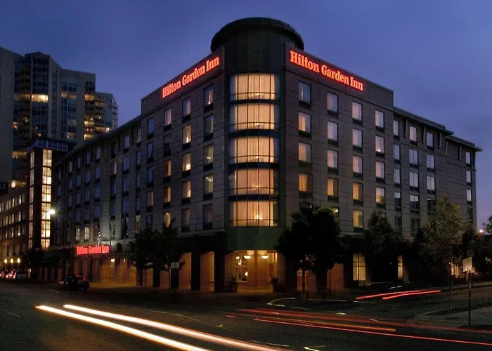 Hilton Garden Inn Evanston