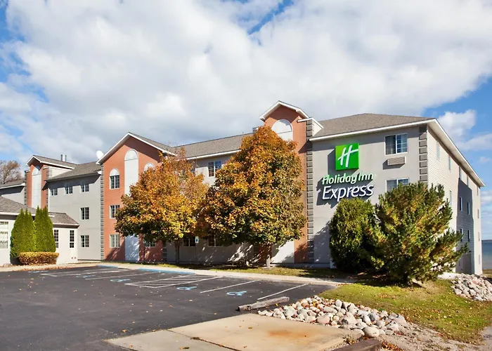 Holiday Inn Express St. Ignace-Lake Front By Ihg