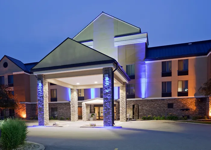 Holiday Inn Express Cedar Rapids - Collins Road By Ihg
