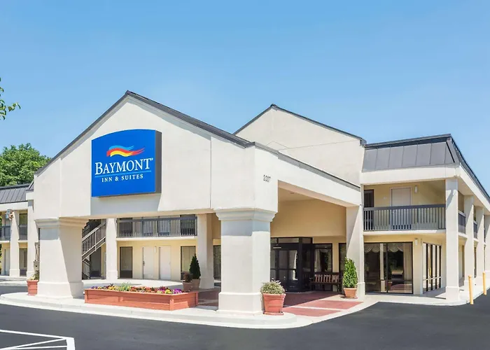 Baymont By Wyndham Griffin Hotel
