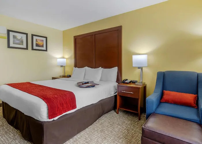 Comfort Inn & Suites Hillsville I-77