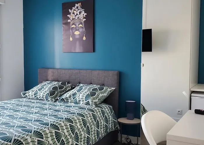 Charming Room with shared space close to PARIS - Chambres Confort avec espaces partagés proche de PARIS Vitry-sur-Seine