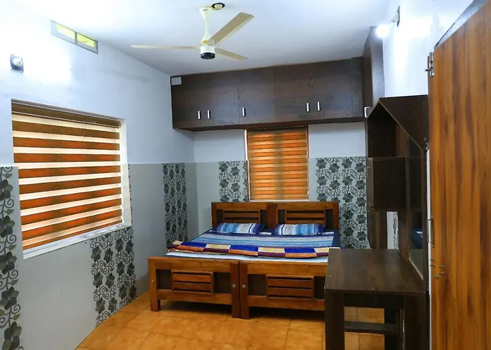 Green View Holiday Home