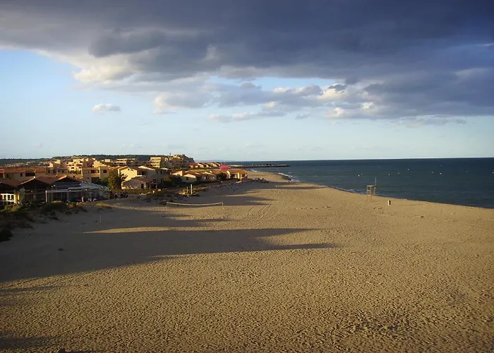 746 Aphrodite Naturiste Leucate