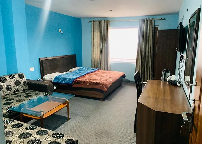 Hotel Patnitop By Emt