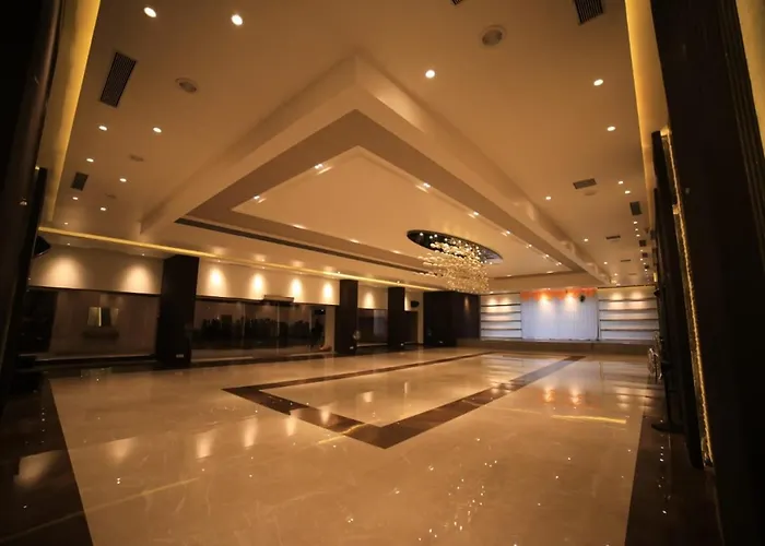 Hotel Midland, Nanded