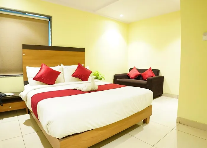 Sri Brundavan Grand Inn