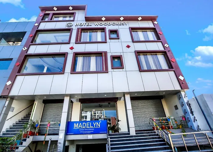 Hotel Woodcrest Zirakpur - Best Family Hotel By - A Unit Of Sidham Group