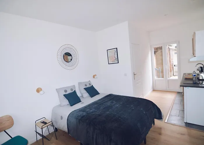 Studios Lsquare Residence Afpa