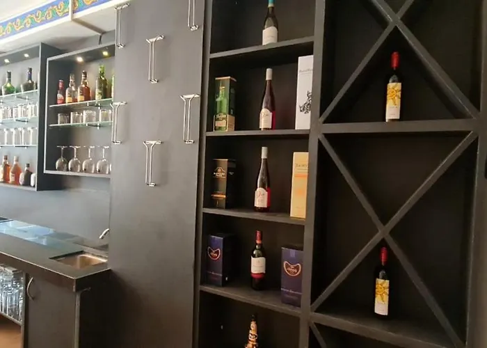 Ronaldos Hotel & Restaurants Baga