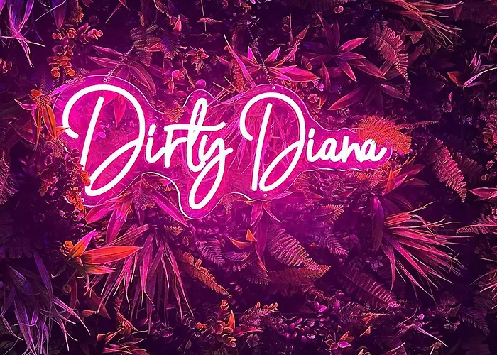 Love Room Suite Dirty Diana Aubagne