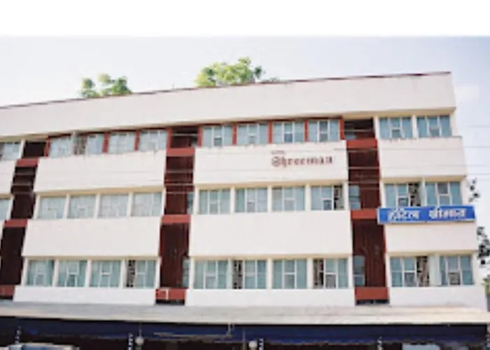 Hotel Shreeman ,Satara