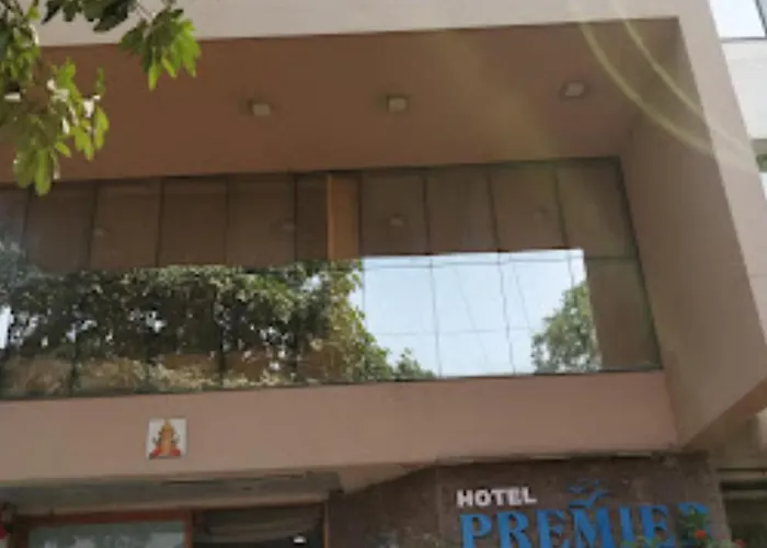 Hotel Premier - Hotel In Saket Society Bhusawal