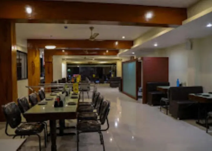 Hotel Vaibhav,Akola