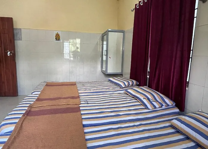 Chinmayi Tourist Home - Opposite To Temple Only 50 M