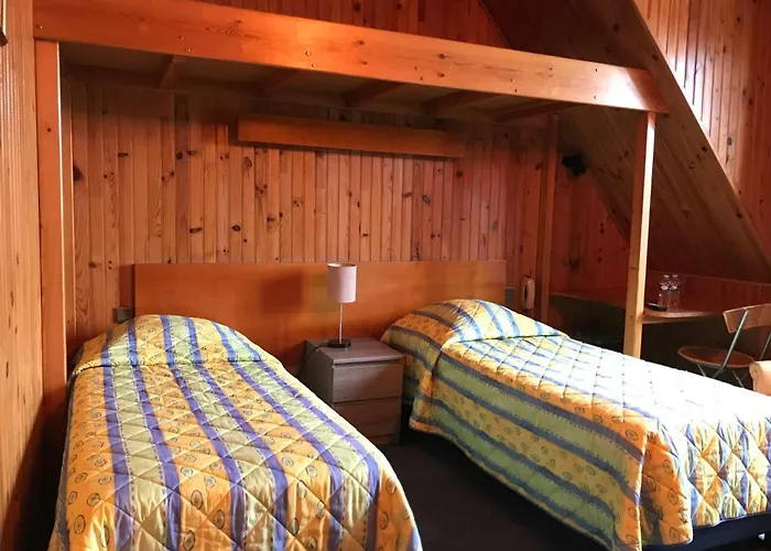Logis Hotel & Restaurant - Auberge De La Foret Hazebrouck