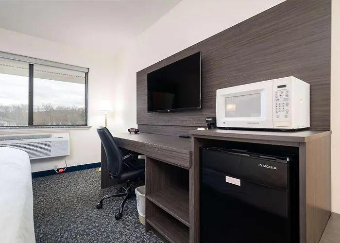 Baymont Inn & Suites By Wyndham Bellingham