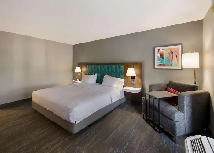 Hampton Inn And Suites Fredericksburg