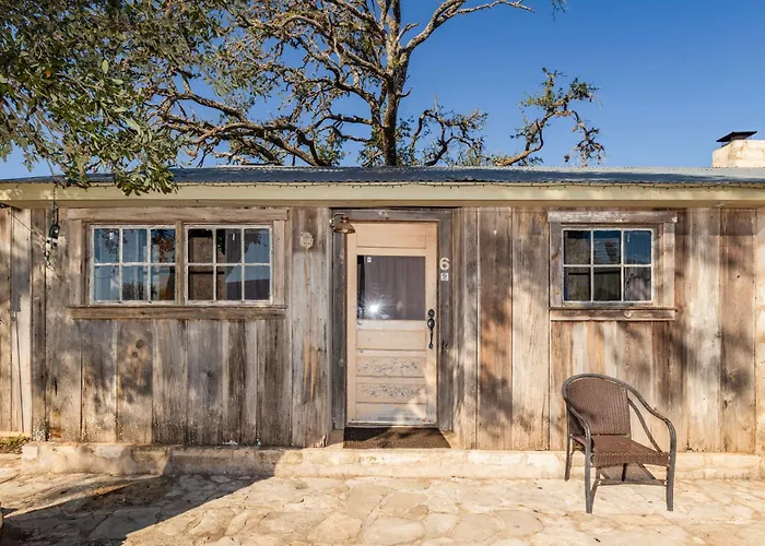 Country Inn Cottages Fredericksburg