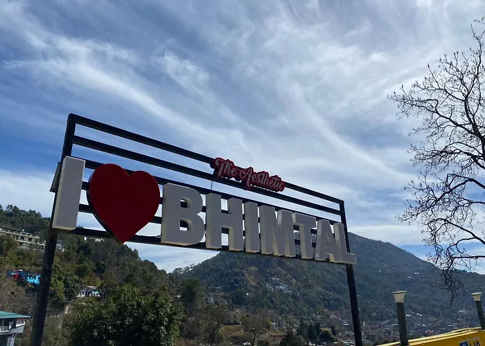 The Aesthetic Hotel & Restaurant