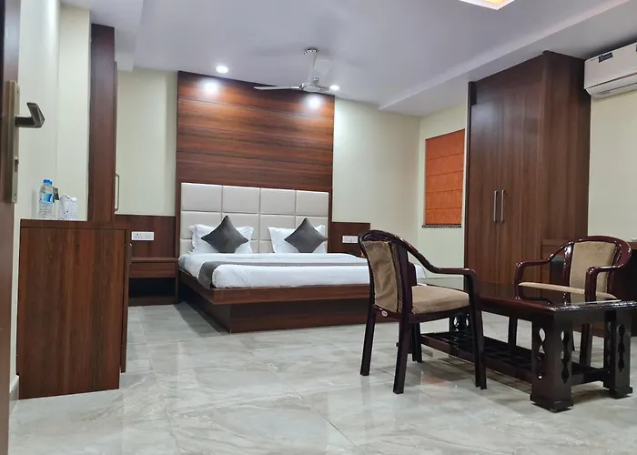Hotel Sabhekar
