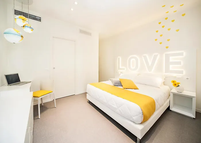 Love Boat Hotel - The Original