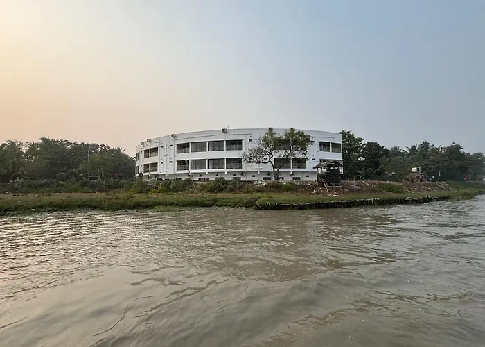 Ichhamati Hotel And Restaurant