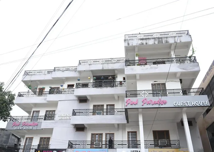 Hotel Pink Paradise