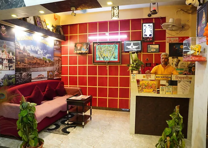 Hotel Mahishmati Palace