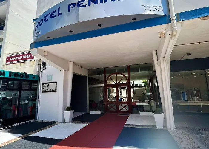 Hotel Peninsula