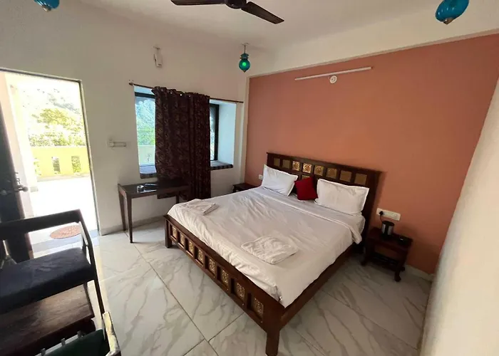 Hotel O Royal Prince