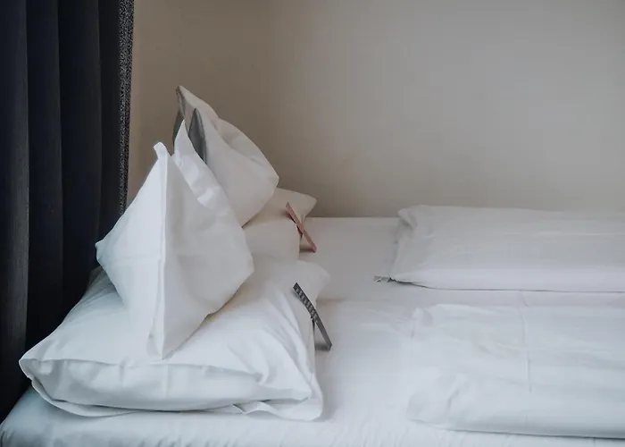 Levy'S Rooms & Breakfast
