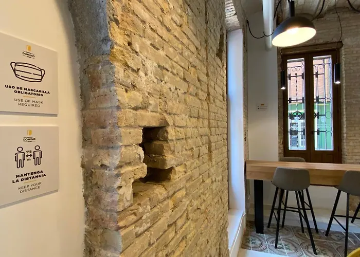 Original Domino House