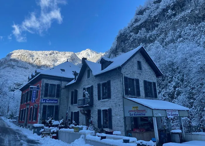 Auberge La Caverne