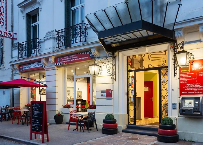 Enzo Hotels Contrexéville