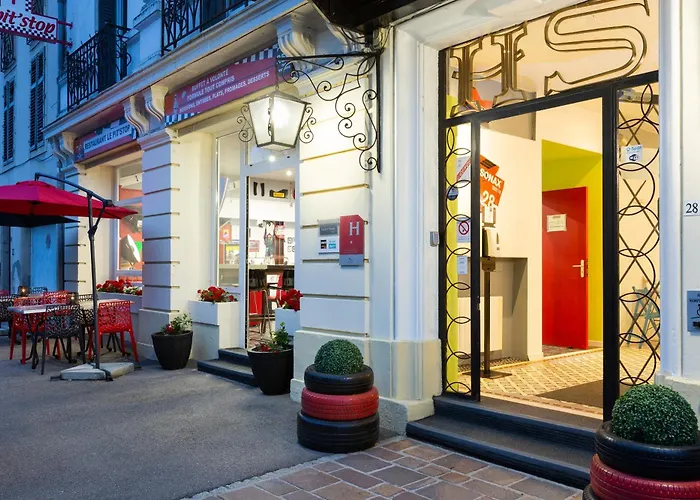 Enzo Hotels Contrexéville