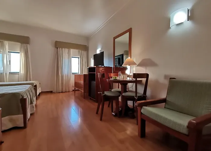 Hotel Quinta Dos Cedros Celorico Da Beira