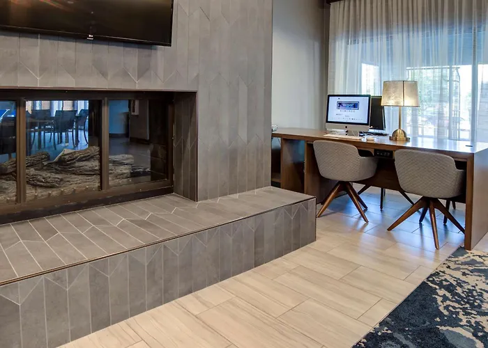 Doubletree By Hilton Harrisonburg