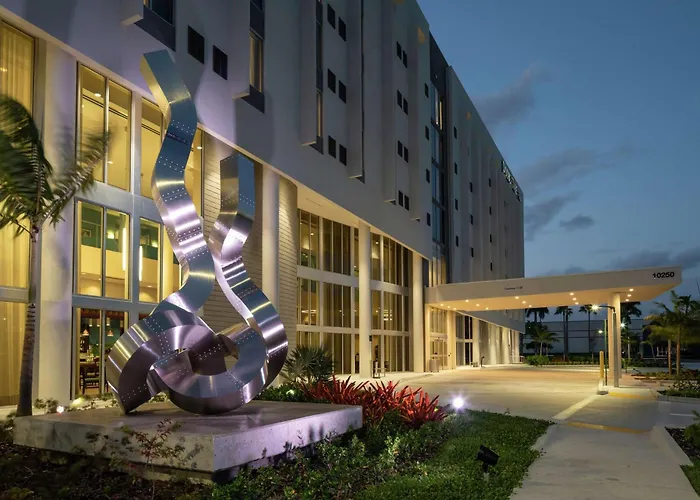 Doubletree By Hilton Miami Doral Hotel Sweetwater