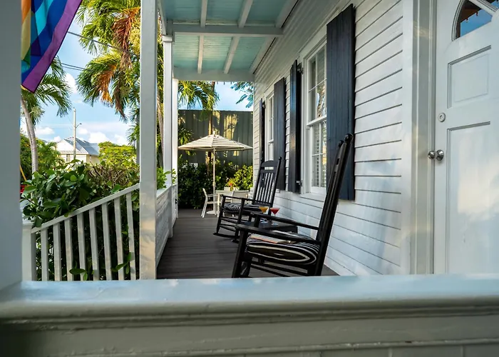 Alexander'S Guesthouse-Adult Exclusive, Lgbtq Friendly
