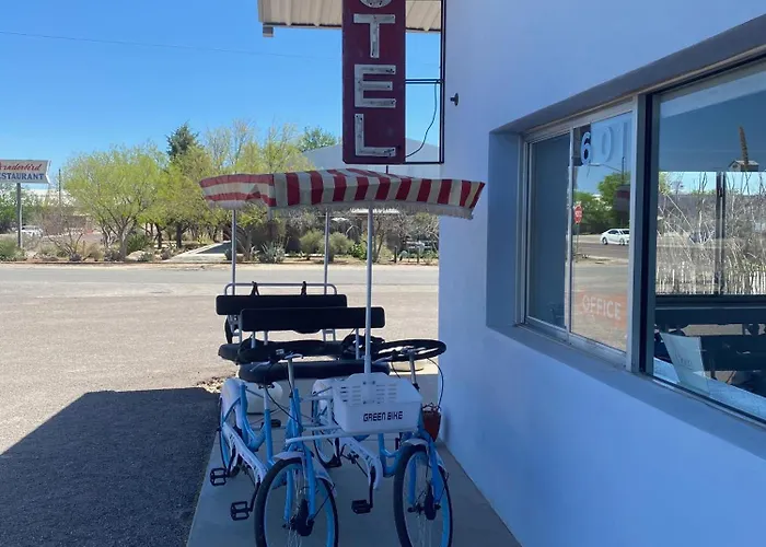 Thunderbird Hotel